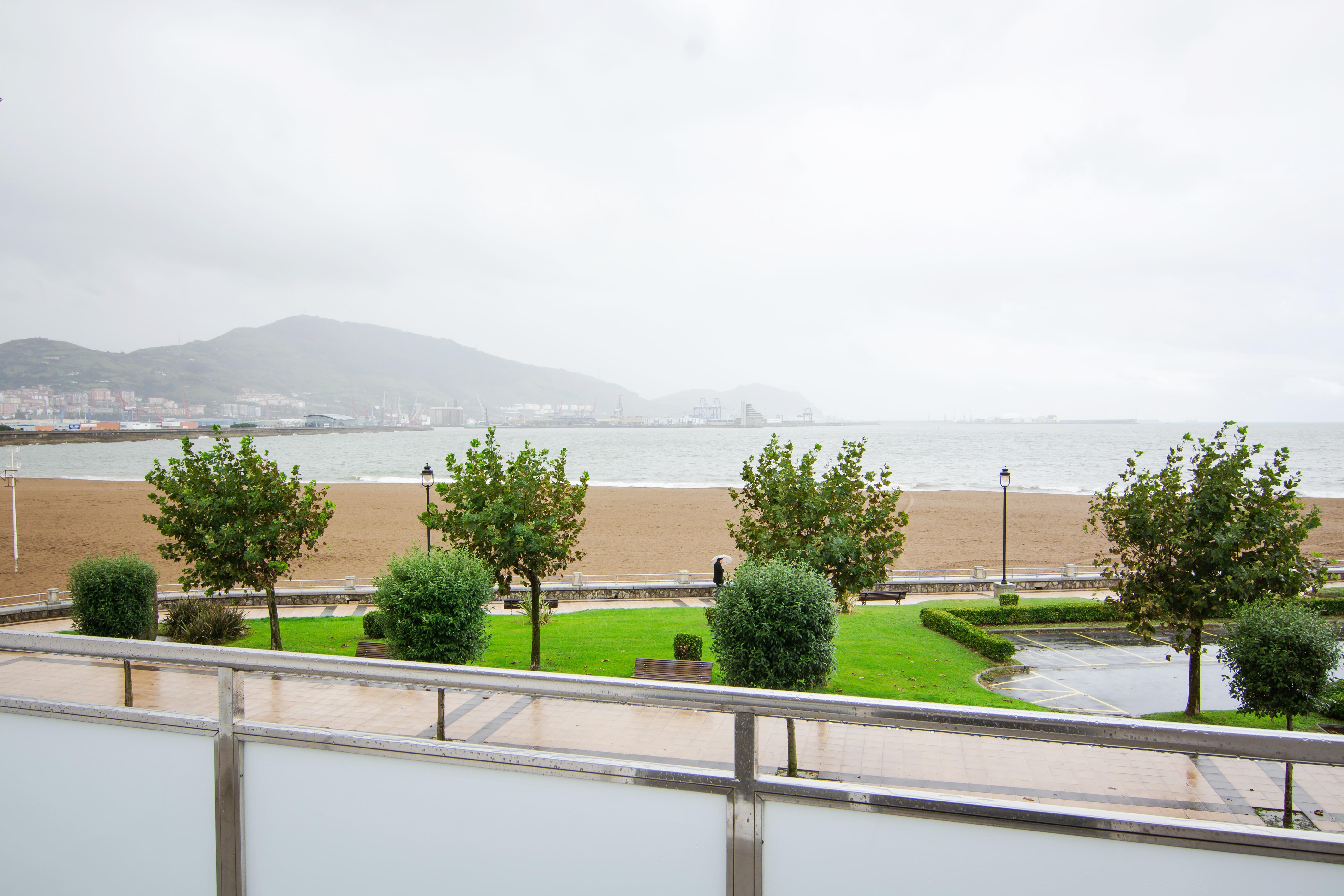 Petit Palace Tamarises Getxo Zewnętrze zdjęcie