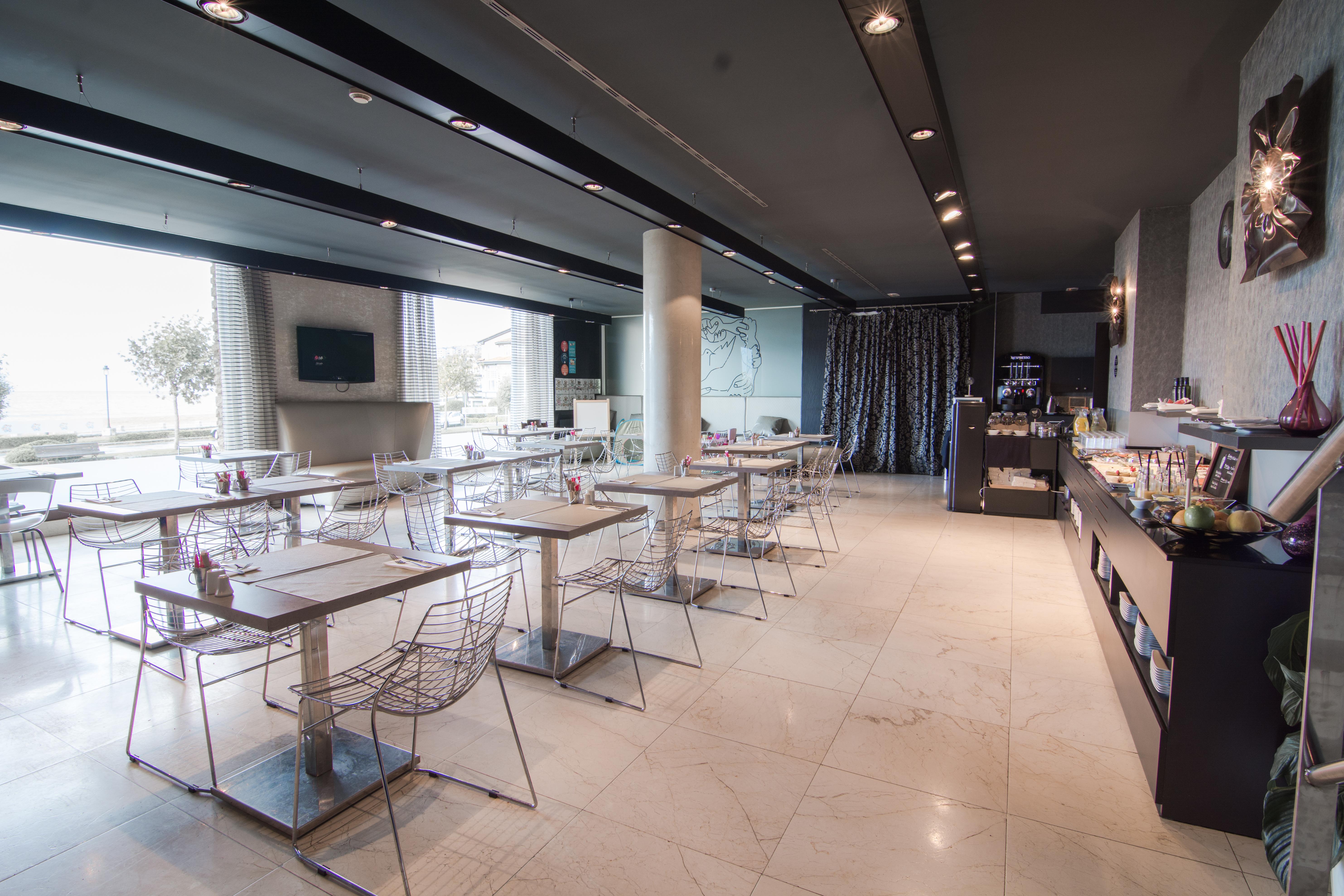 Petit Palace Tamarises Getxo Zewnętrze zdjęcie